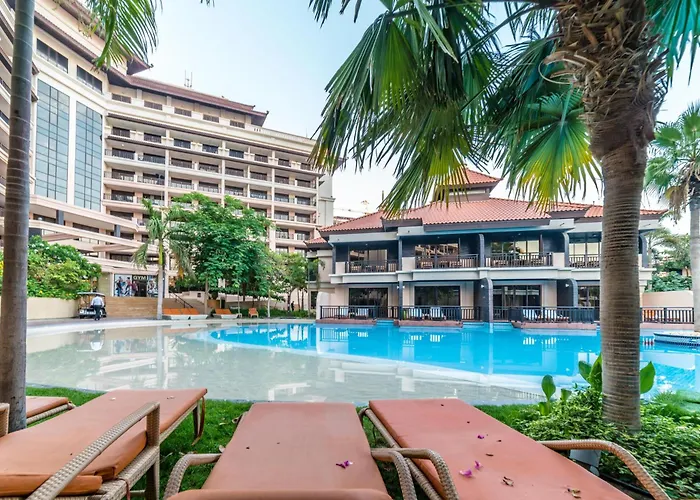 Lux Bnb I Palm Jumeirah Resort I Palm Views